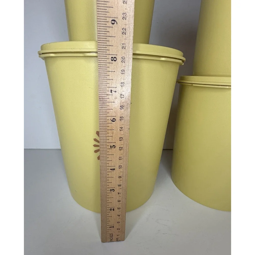 Vintage Tupperware 4-Piece Servalier Canister Set Yellow Harvest Gold Starburst